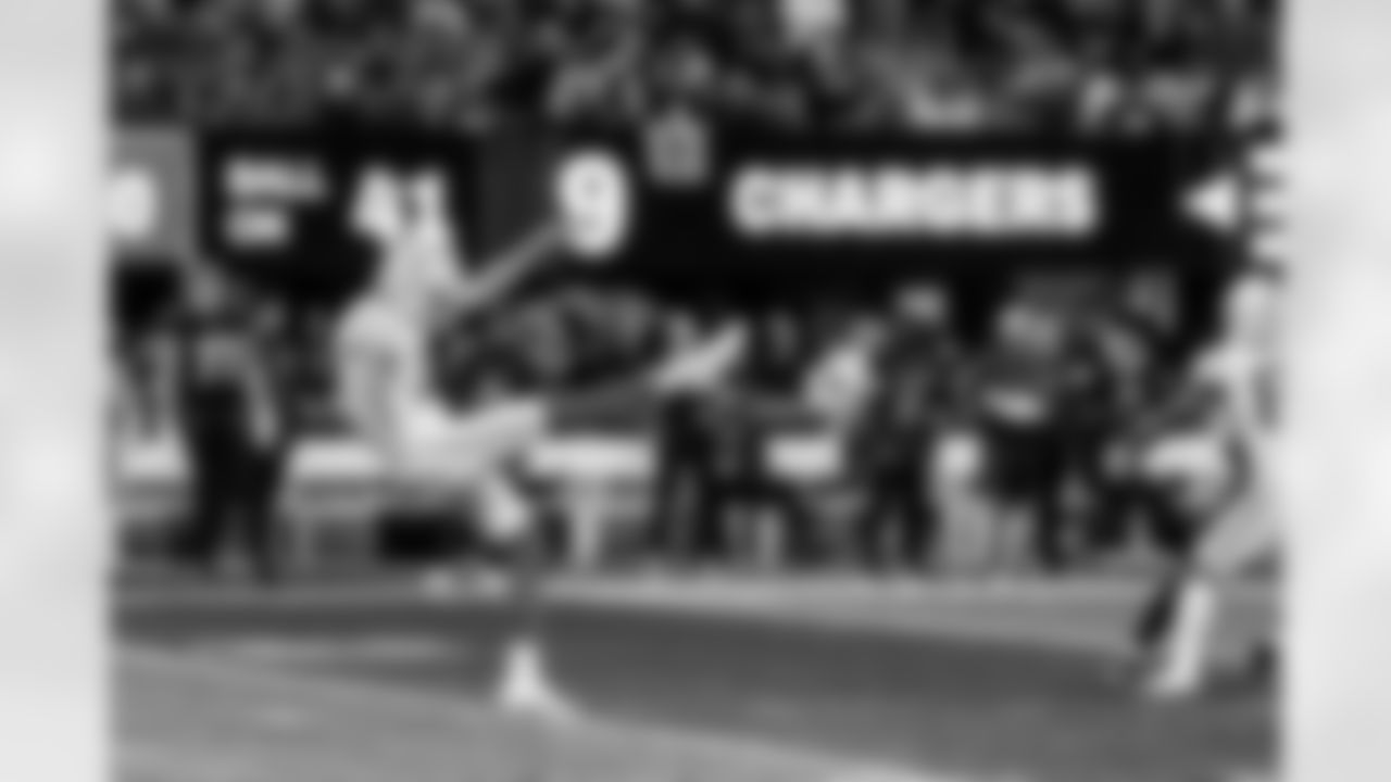 Check out the best shots from the Chargers Week 13 matchup against the Falcons!