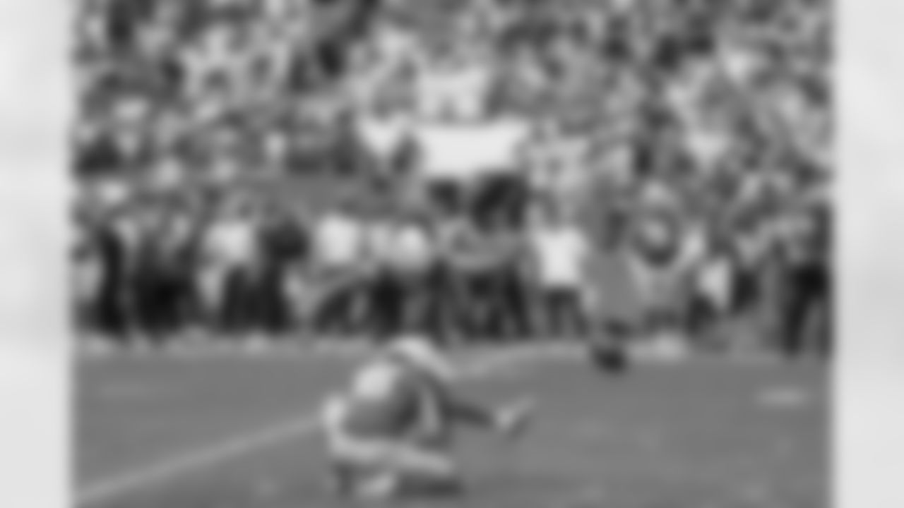 Take a look back at the best photos of Cameron Dicker's 2025 campaign.