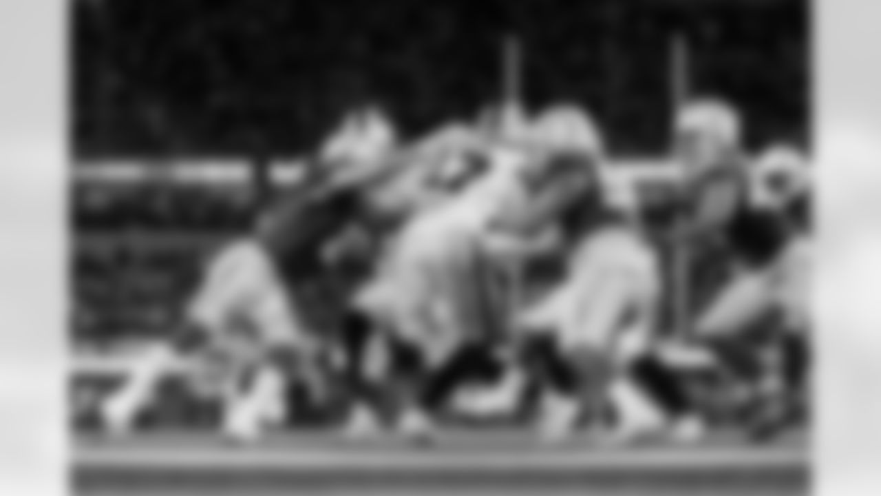 The Los Angeles Chargers play the Buffalo Bills on Saturday, December 23, 2023 at SoFi Stadium in Inglewood, CA.
[FINAL SCORE: BUF 24 - LAC 22]