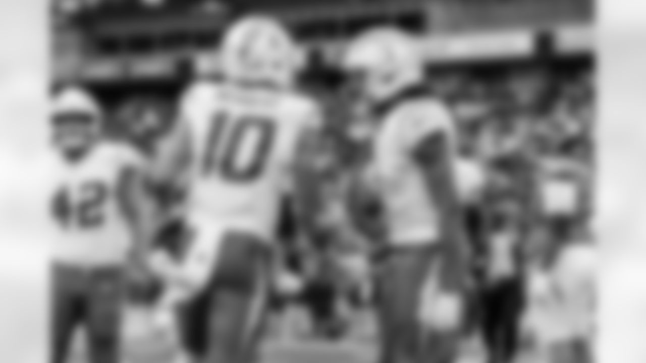 Chargers QB Justin Herbert (#10) in action during their Pro Bowl season.