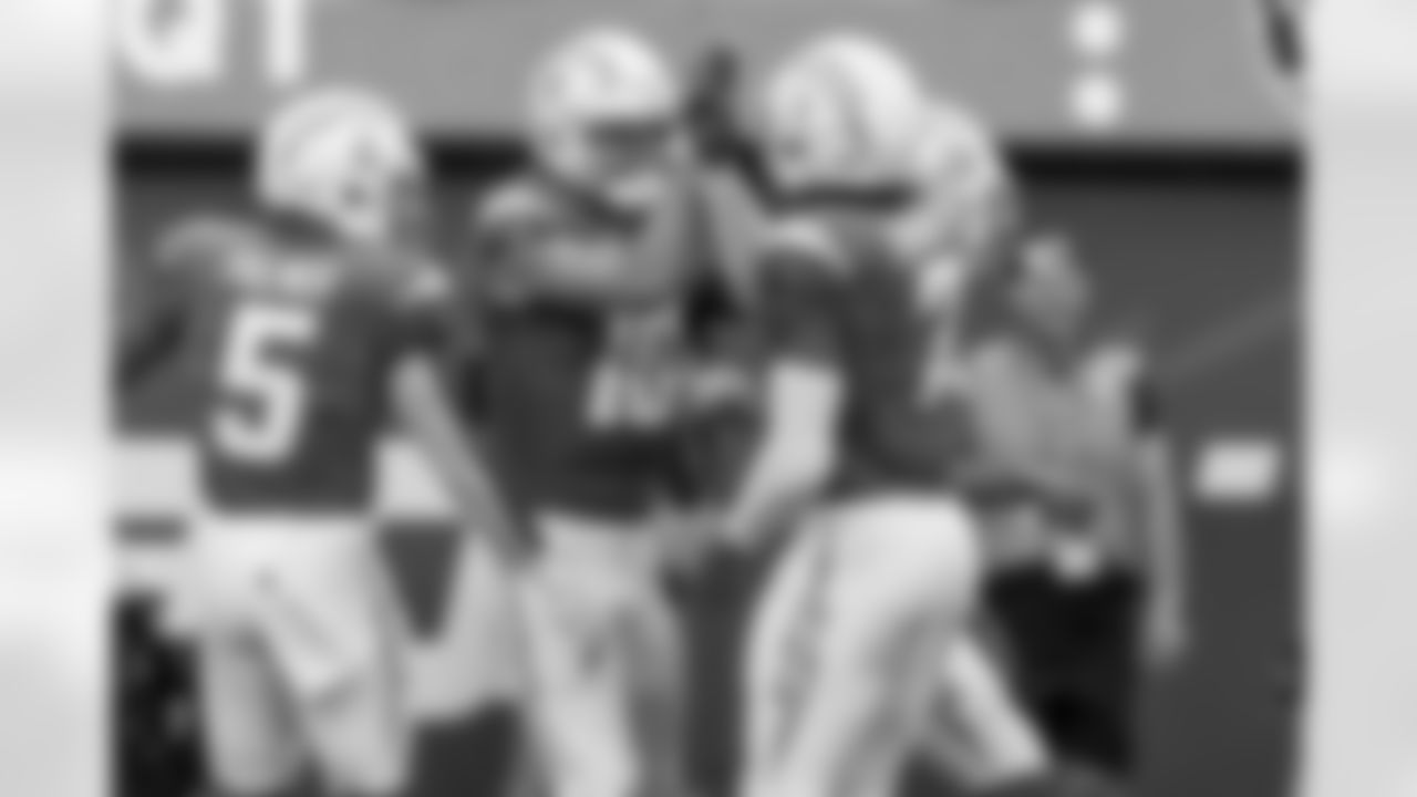 The Los Angeles Chargers play the Las Vegas Raiders on Sunday, October 1, 2023 at SoFi Stadium in Inglewood, CA.
[FINAL SCORE: LAC 24 - LV 17]