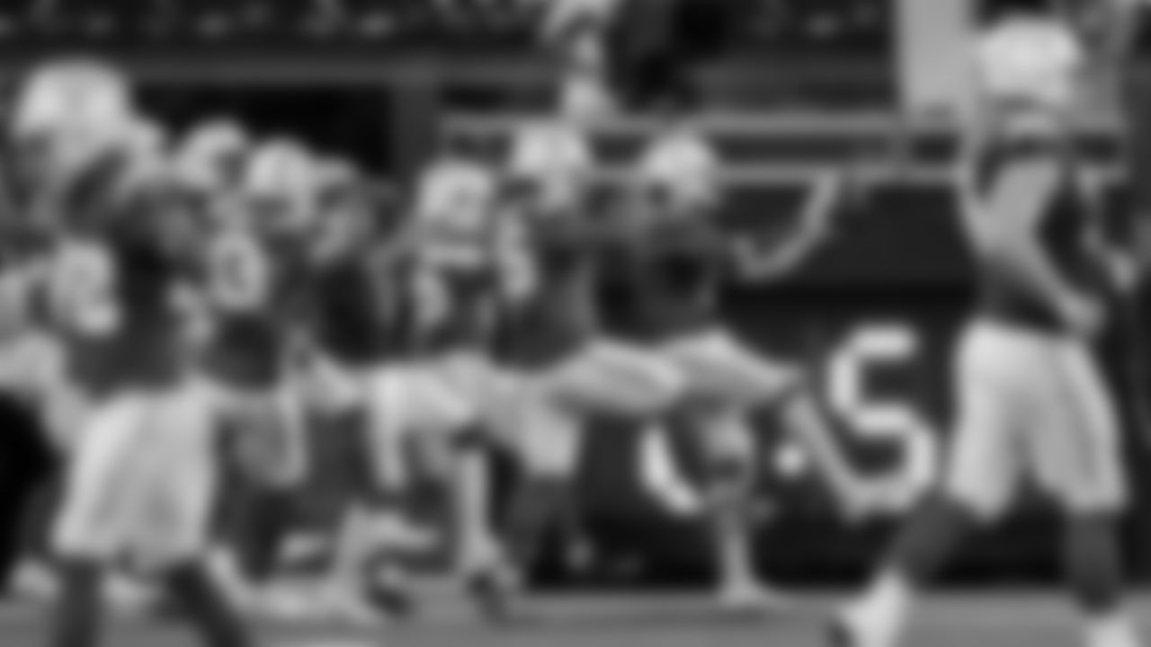 The Los Angeles Chargers play the Chicago Bears on Sunday, October 29, 2023 at SoFi Stadium in Inglewood, CA.
[FINAL SCORE: LAC 30 - CHI 13]