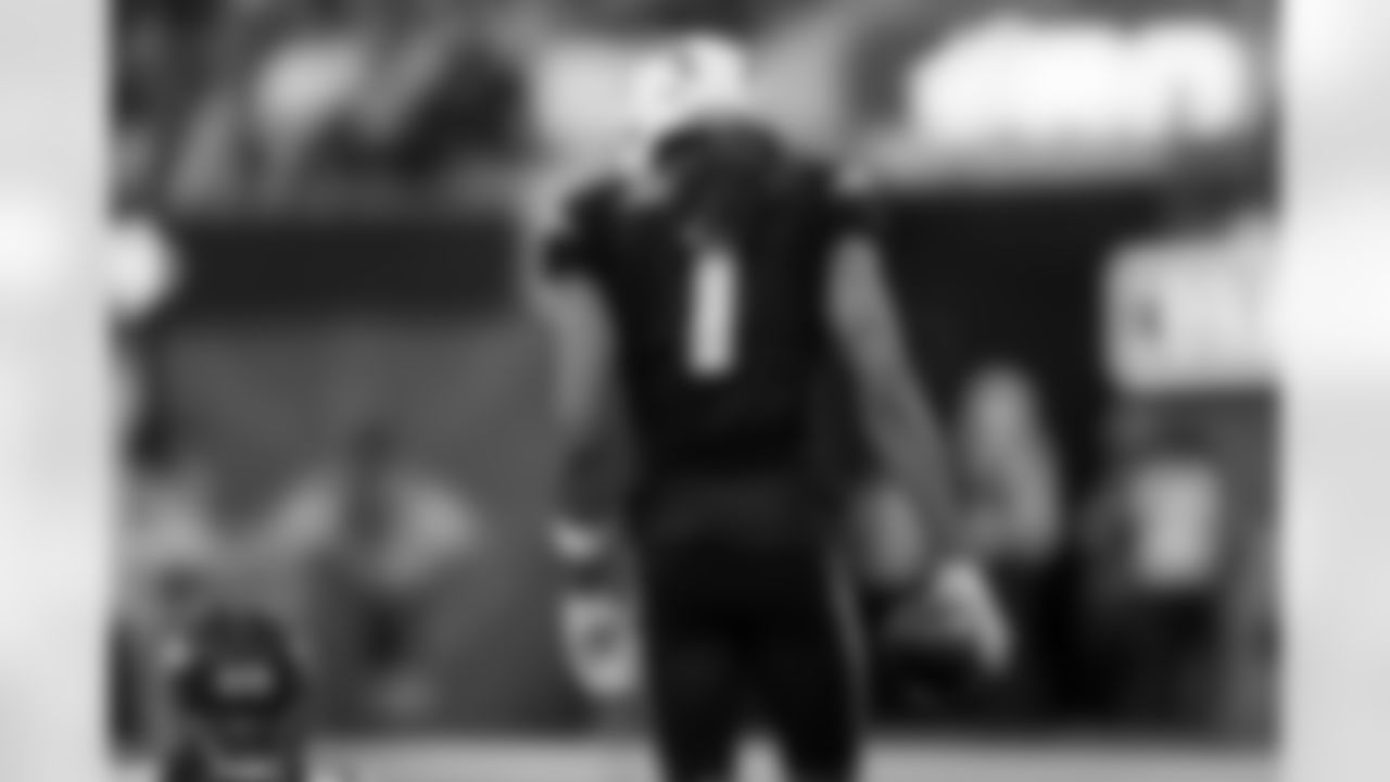 The Los Angeles Chargers play the Denver Broncos on Sunday, December 10, 2023 at SoFi Stadium in Inglewood, CA.
[FINAL SCORE: DEN 24 - LAC 7]