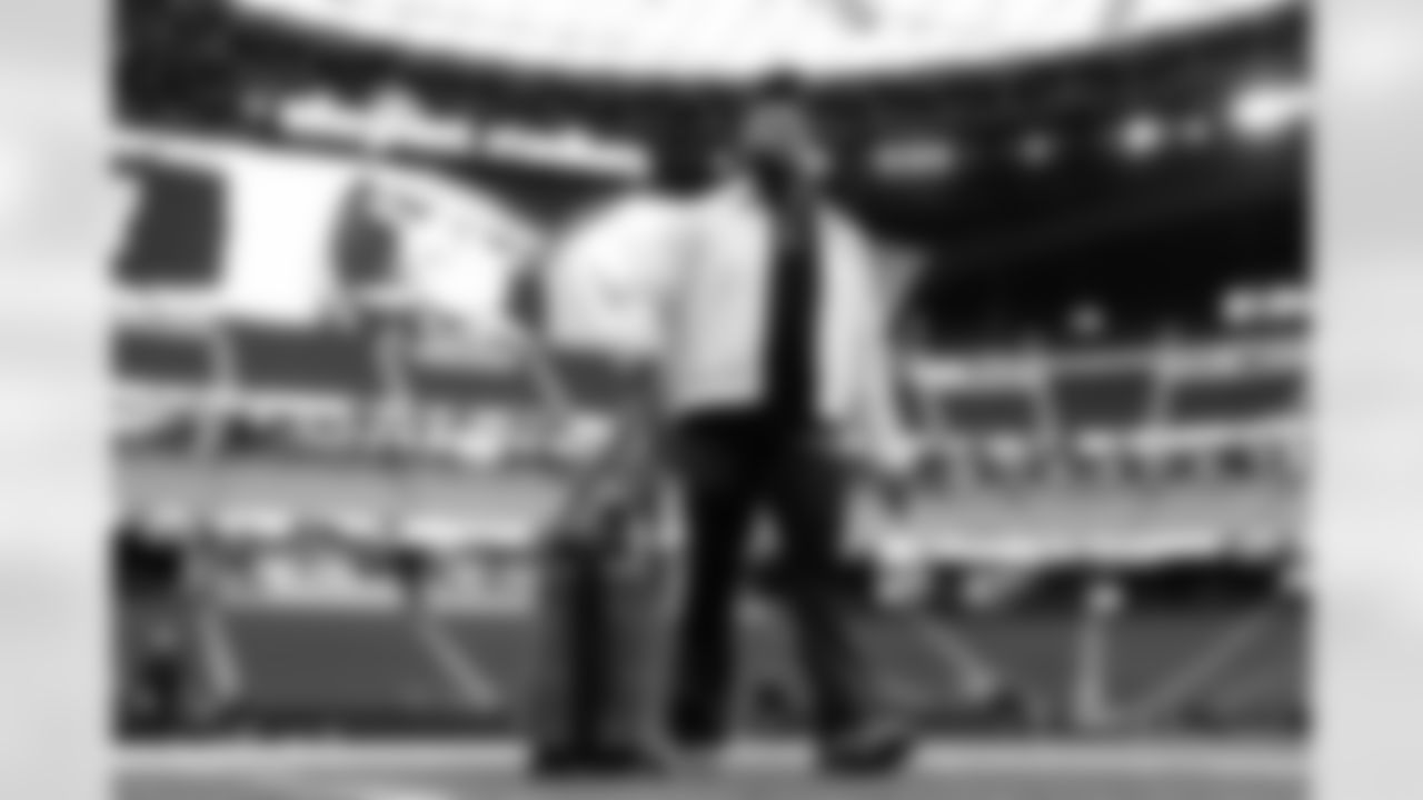 The Los Angeles Chargers play the Las Vegas Raiders on Thursday, December 14, 2023 at Allegiant Stadium in Las Vegas, NV.
[FINAL SCORE: LV 63 - LAC 21]