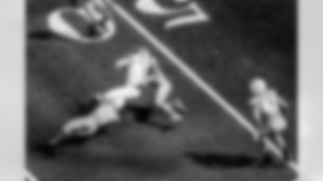 Take a look back at the Chargers Week 5 matchup with the Commanders in monochrome!
