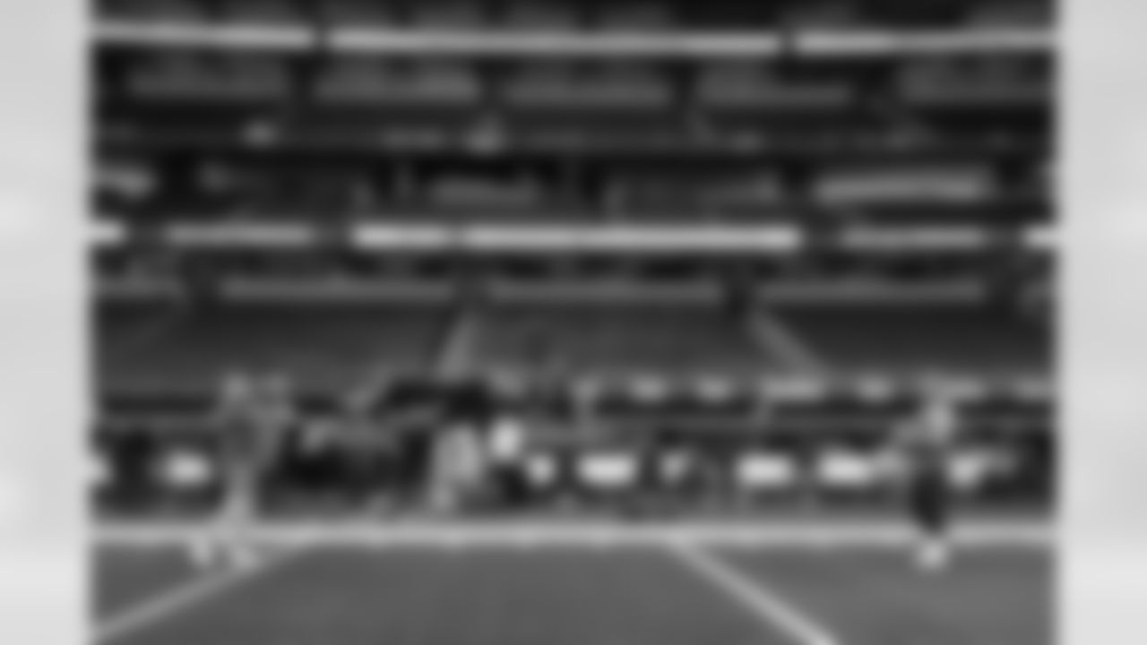 DL Scott Matlock (44) and TE Will Dissly (89)