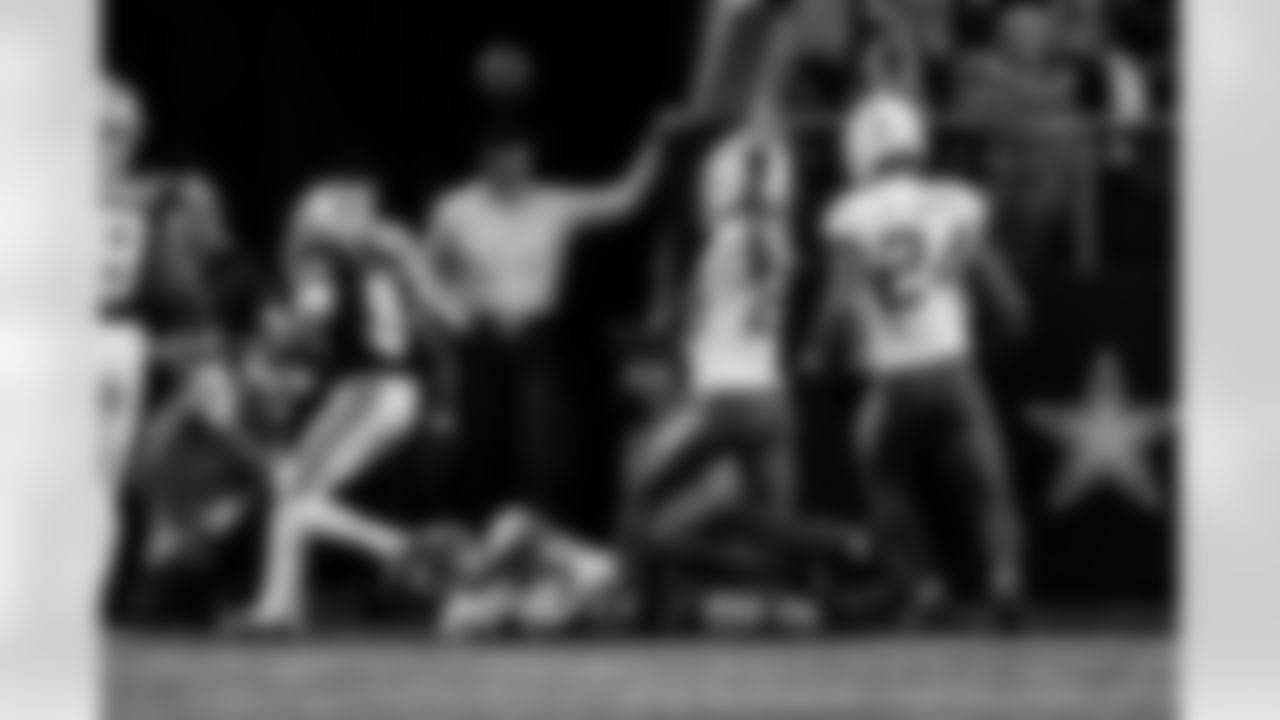 Check out the best shots from the Chargers Week 16 matchup against the Cowboys!