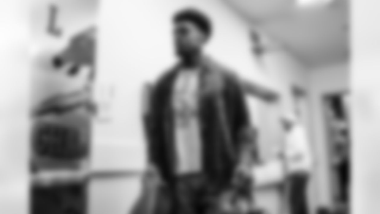 WR Tre' Harris (9)