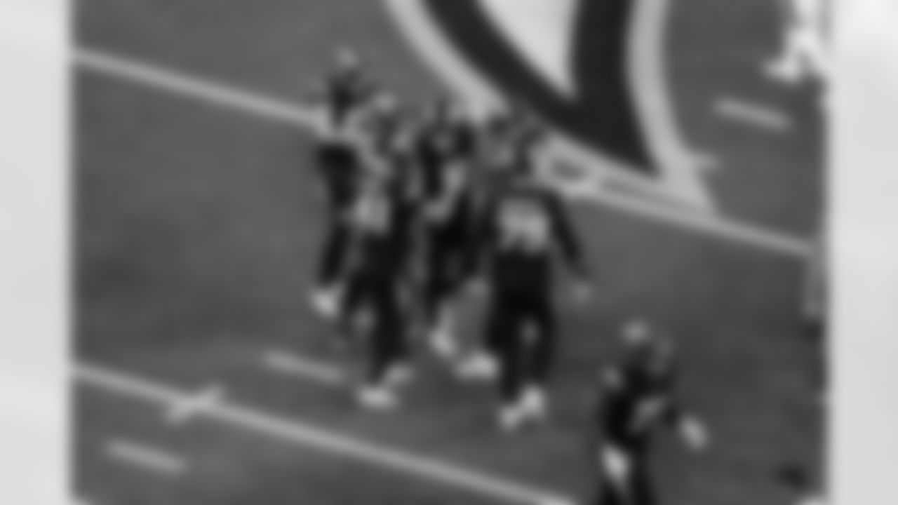 LS Rick Lovato (41), K Cameron Dicker (11), T Trey Pipkins III (79) and P JK Scott (16)
