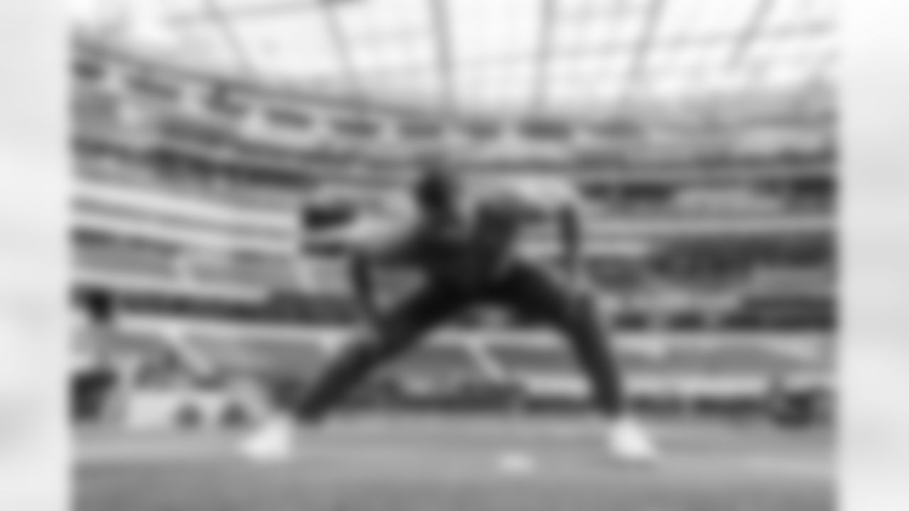 OLB Khalil Mack (52)