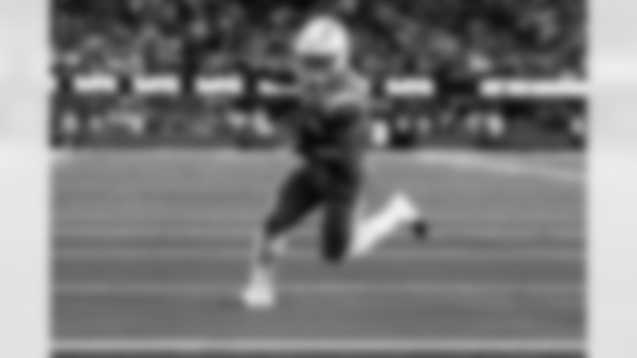 Take a look back at the best photos of the Chargers 2025 draft class in their inaugural NFL campaign.