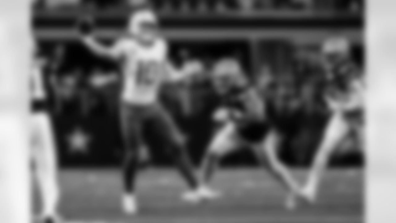 Check out the best shots from the Chargers Week 16 matchup against the Cowboys!