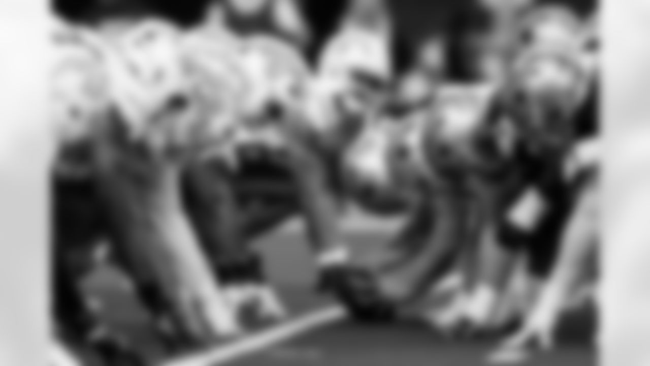 Check out the best shots from the Chargers Week 16 matchup against the Cowboys!