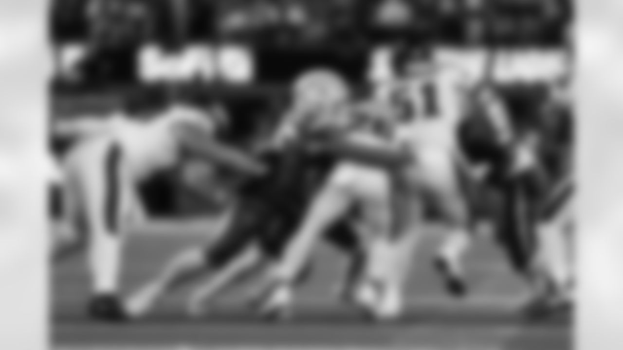 OLB Tuli Tuipulotu (45)