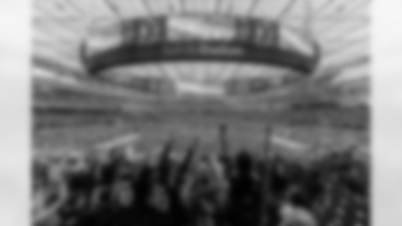 Check out the best shots from the Chargers Week 17 matchup against the Texans!