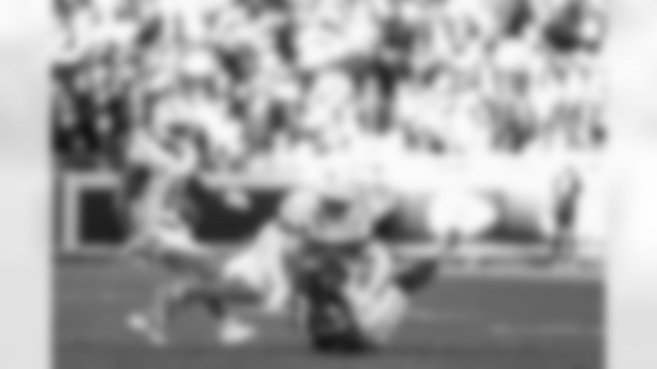 S Derwin James Jr. (3)