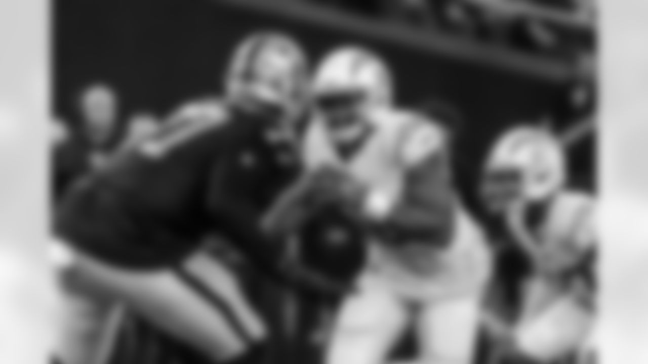 The Los Angeles Chargers play the Las Vegas Raiders on Thursday, December 14, 2023 at Allegiant Stadium in Las Vegas, NV.
[FINAL SCORE: LV 63 - LV 21]