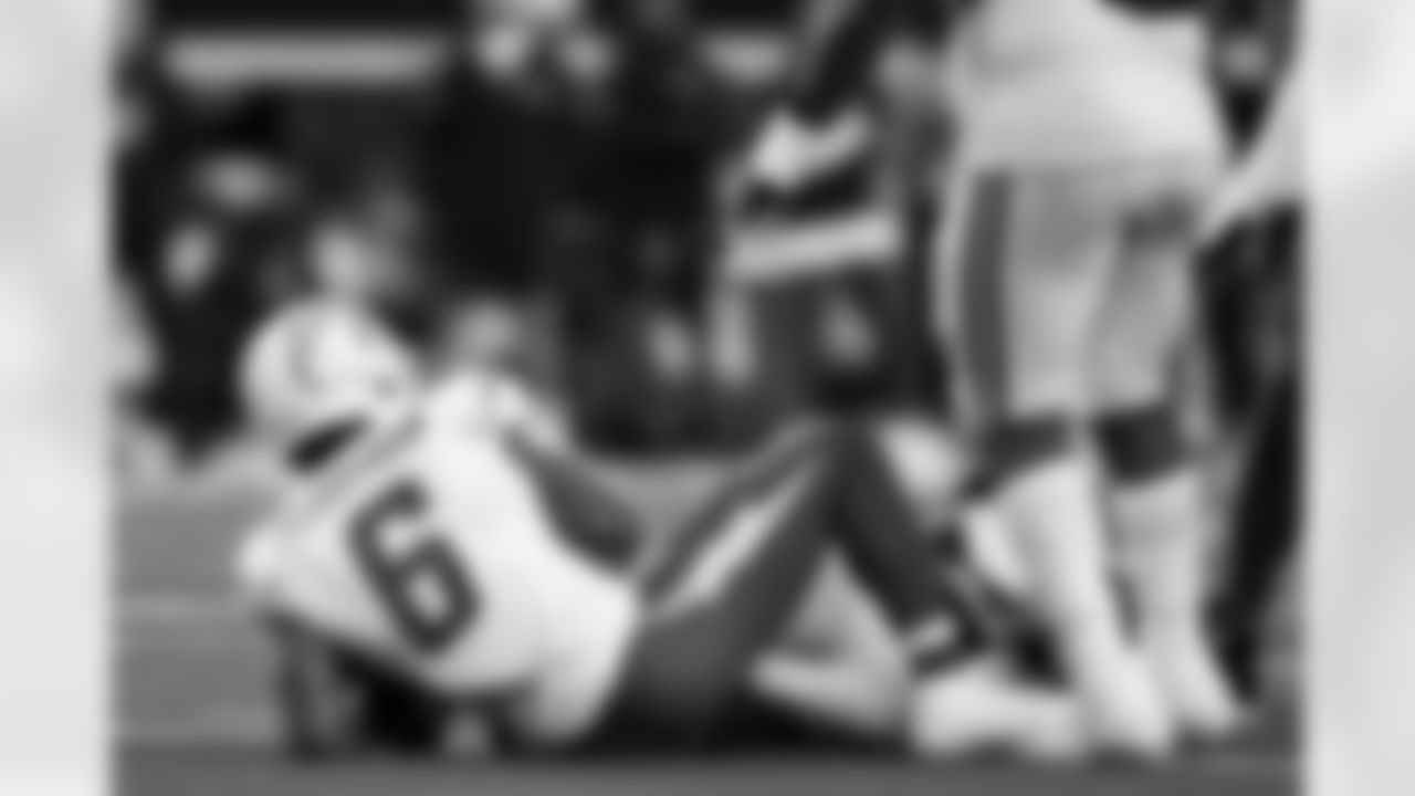 Check out the best shots from the Chargers Week 16 matchup against the Cowboys!