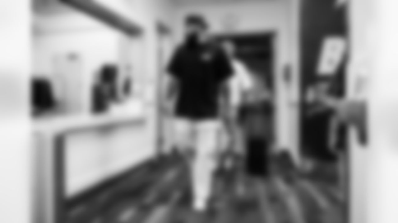 TE Tyler Conklin (83)
