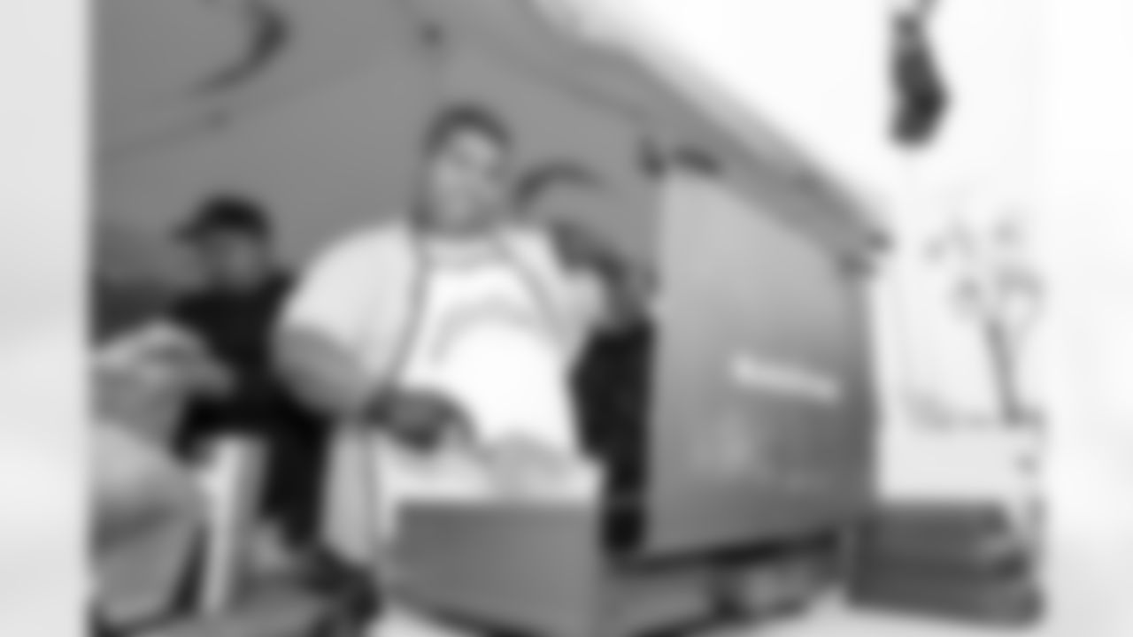 Fans joined the Bolt Fam at Pepsi Tailgate Central to get gameday ready for the Chargers' Week 13 clash with the Las Vegas Raiders.