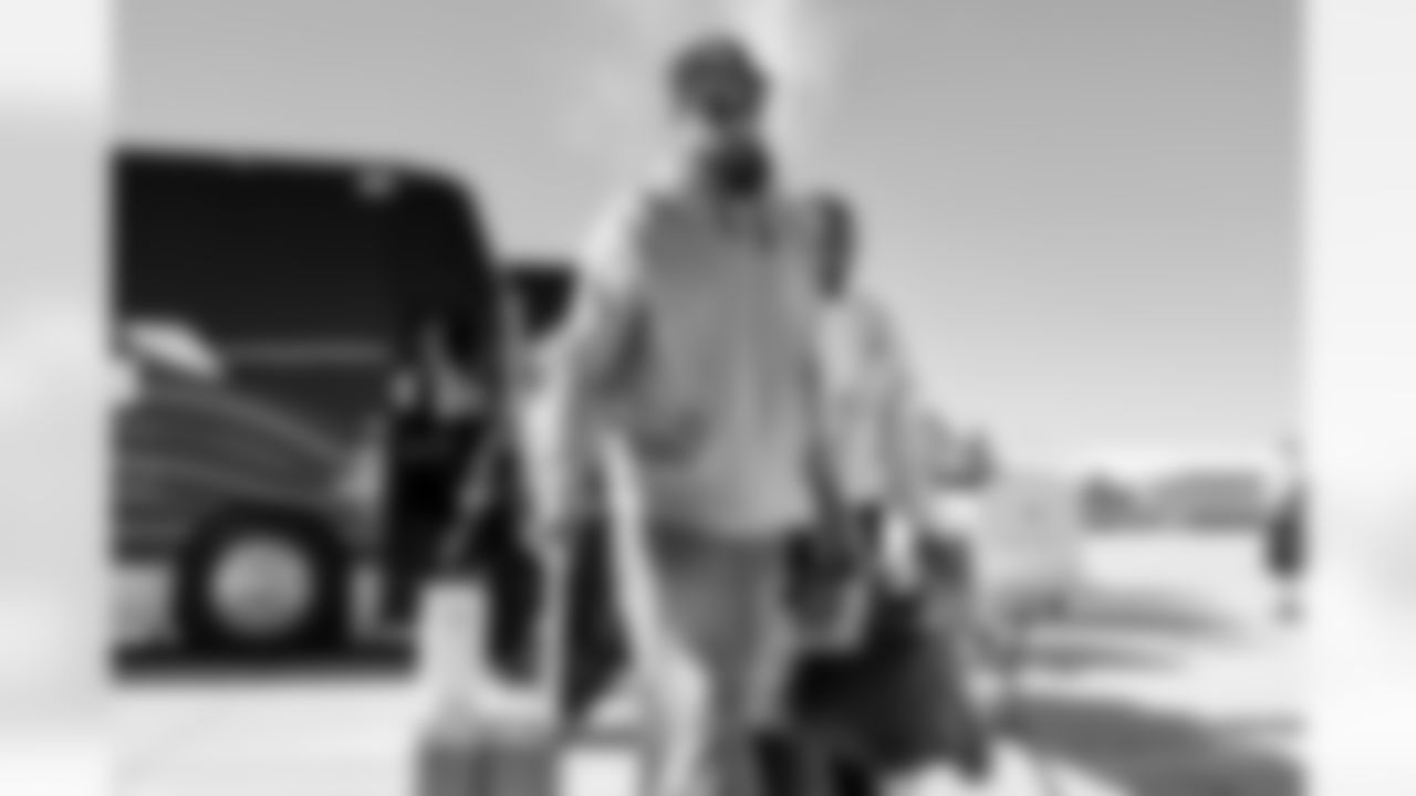 Los Angeles Chargers WR Keenan Allen (13) and DL Da'Shawn Hand (91) travels to New England on Friday, Jan. 9, 2025 for the Wild Card matchup against the New England Patriots.