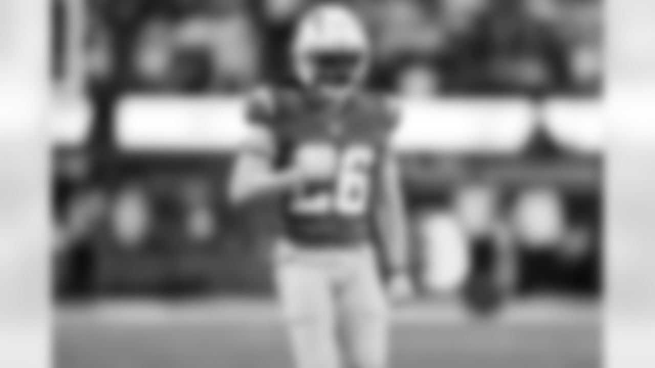 CB Donte Jackson (26)