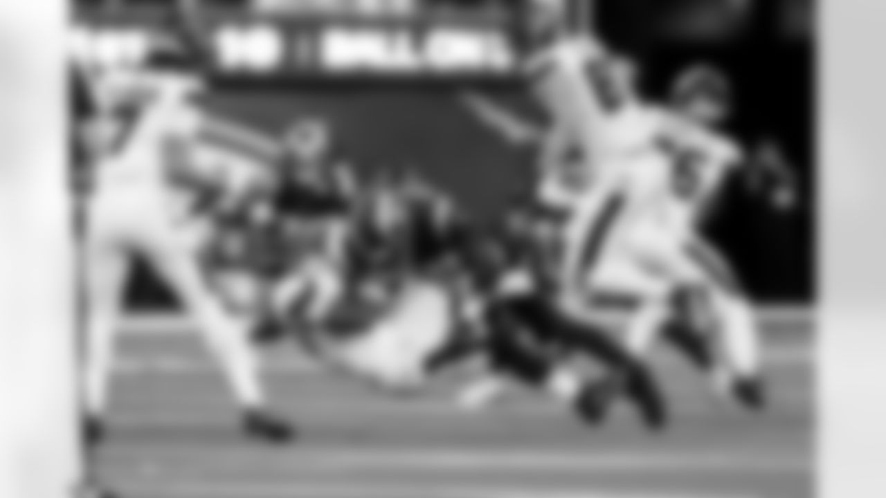 OLB Khalil Mack (52)