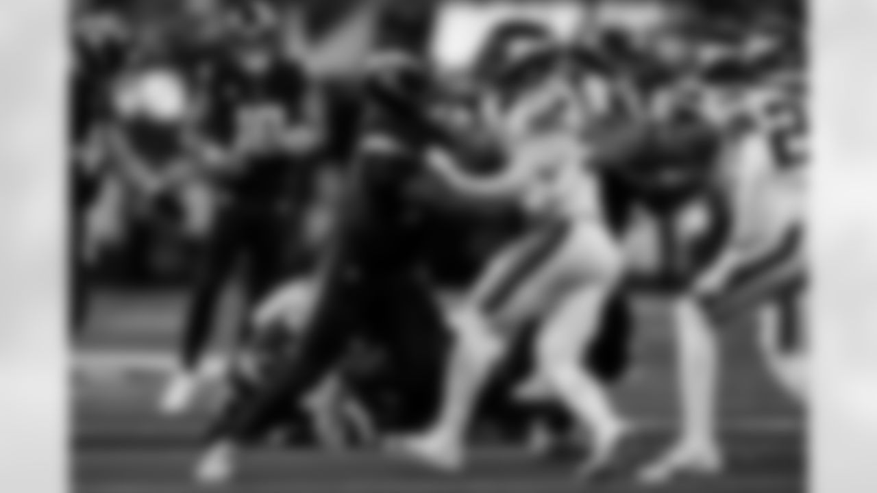 Take a look at the best photos of Chargers 2026 free agent Zion Johnson