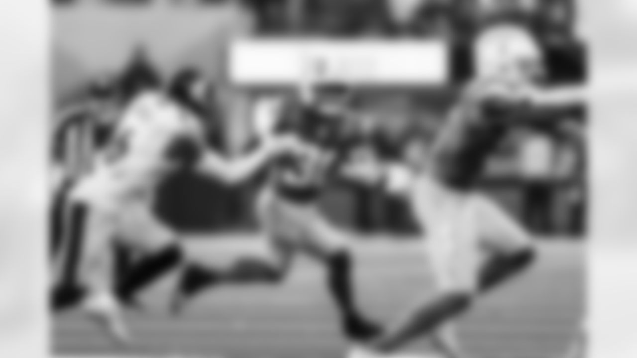 RB Kimani Vidal (30)