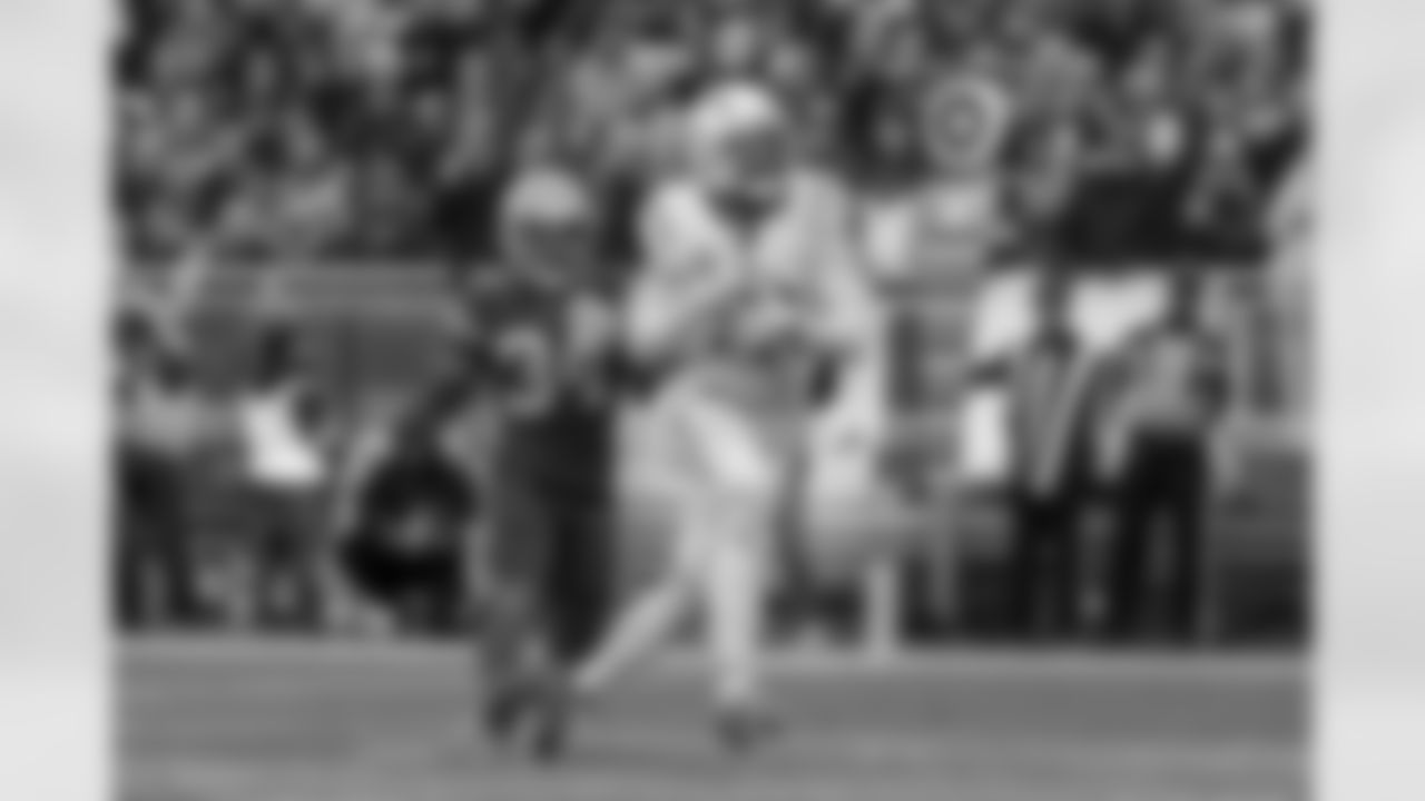 The Los Angeles Chargers play the Green Bay Packers on Sunday, November 19, 2023 at Lambeau Field in Green Bay, WI.
[FINAL SCORE: GB 23 -  LAC 20]