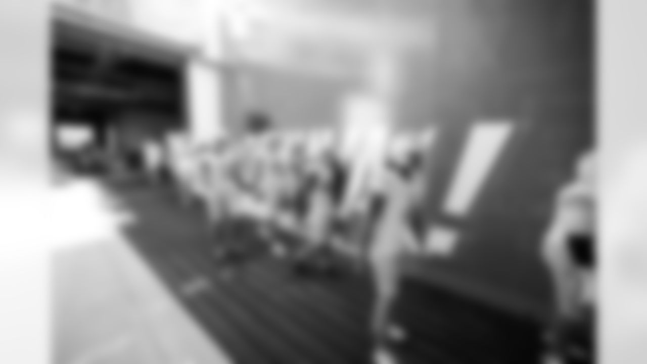 QB Justin Herbert (10), WR Quentin Johnston (1) and S Kendall Williamson (40)