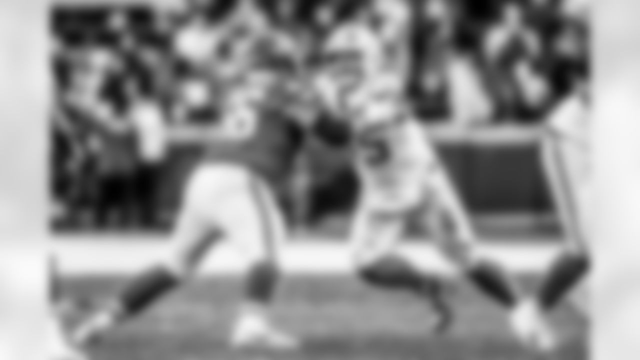 Take a look back at the Chargers Week 15 matchup with the Chiefs in monochrome.