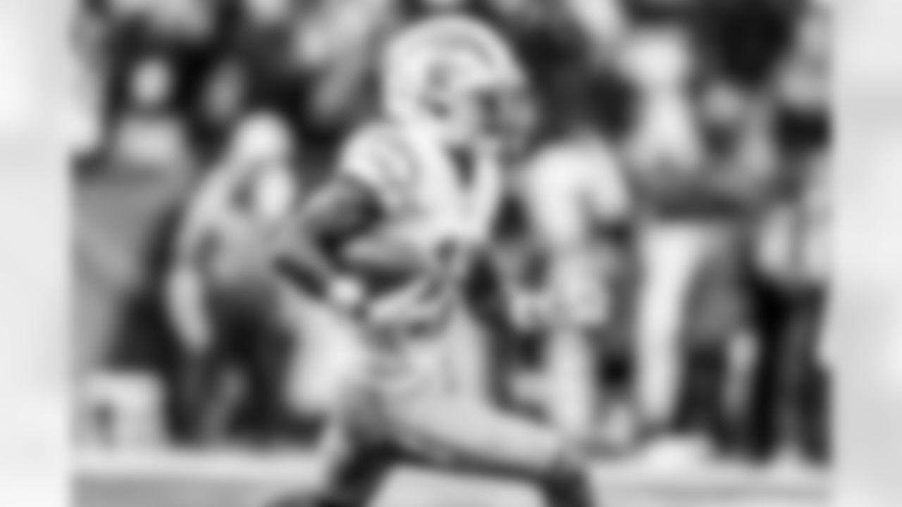 Take a look back at the Chargers Week 17 matchup with the Patriots in monochrome!