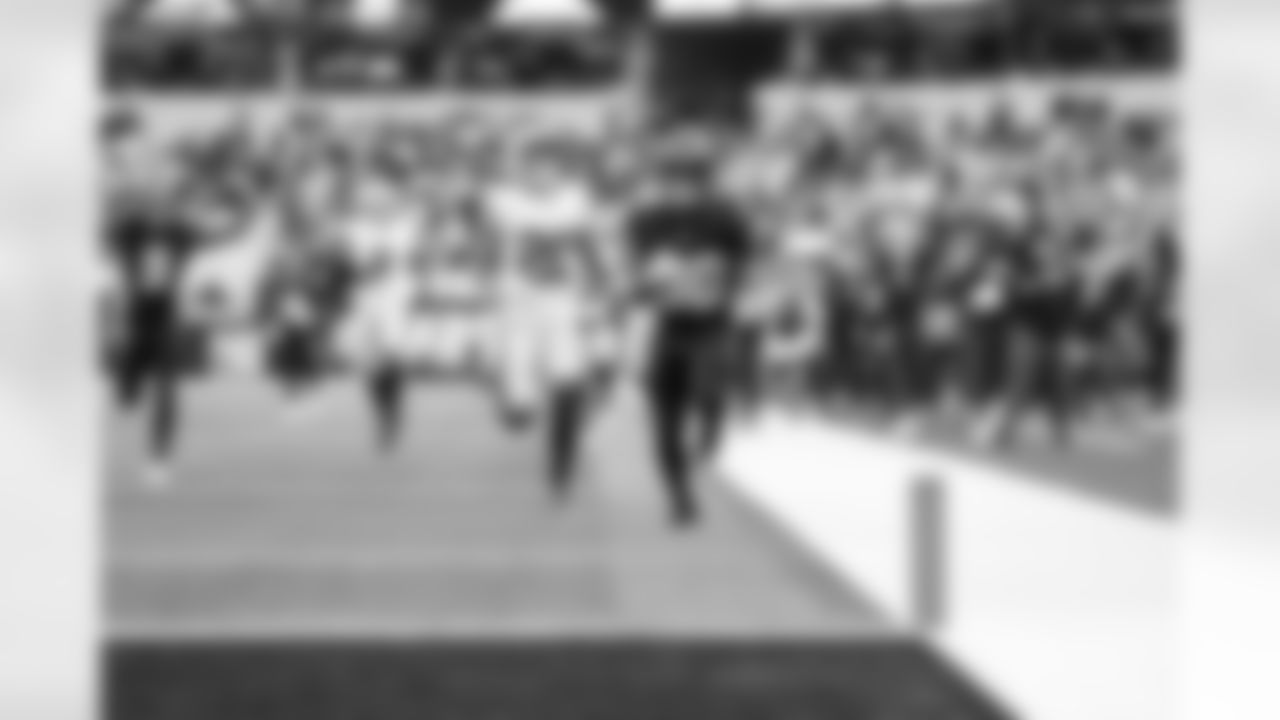 RB Kimani Vidal (30)