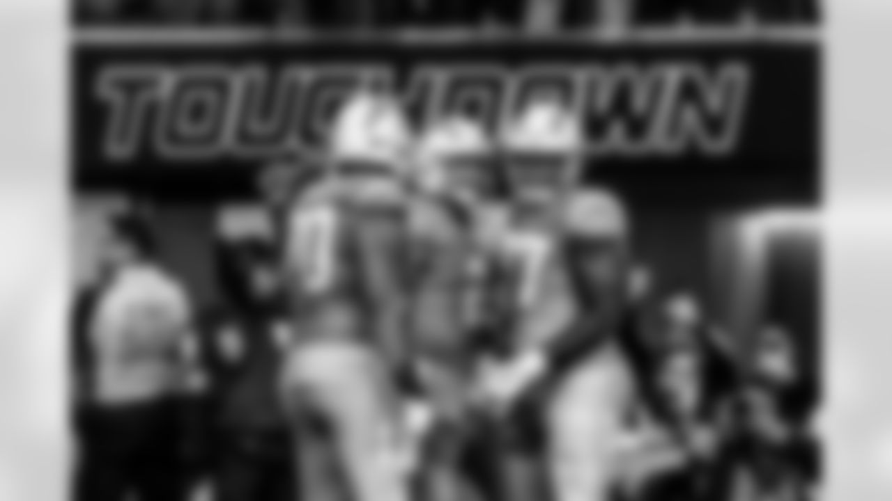 The Los Angeles Chargers play the Buffalo Bills on Sunday, December 23, 2023 at SoFi Stadium in Inglewood, CA.
[FINAL SCORE: BUF 24 - LAC 22]