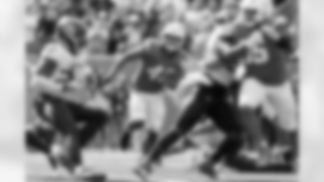 The Los Angeles Chargers play the Tennessee Titans on Sunday, September 17, 2023 at Nissan Stadium in Nashville, TN.
[FINAL SCORE: TEN 27 - LAC 24]