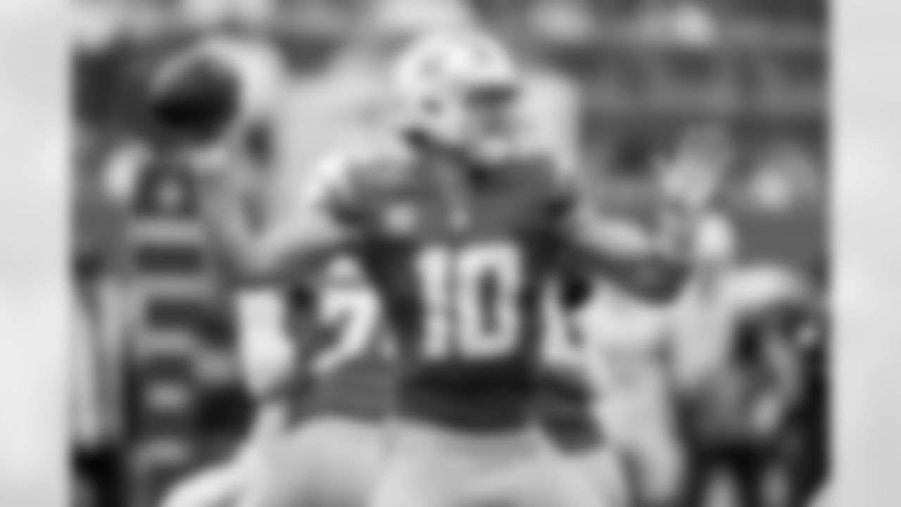 Check out the best shots from the Chargers Week 6 matchup against the Dolphins!