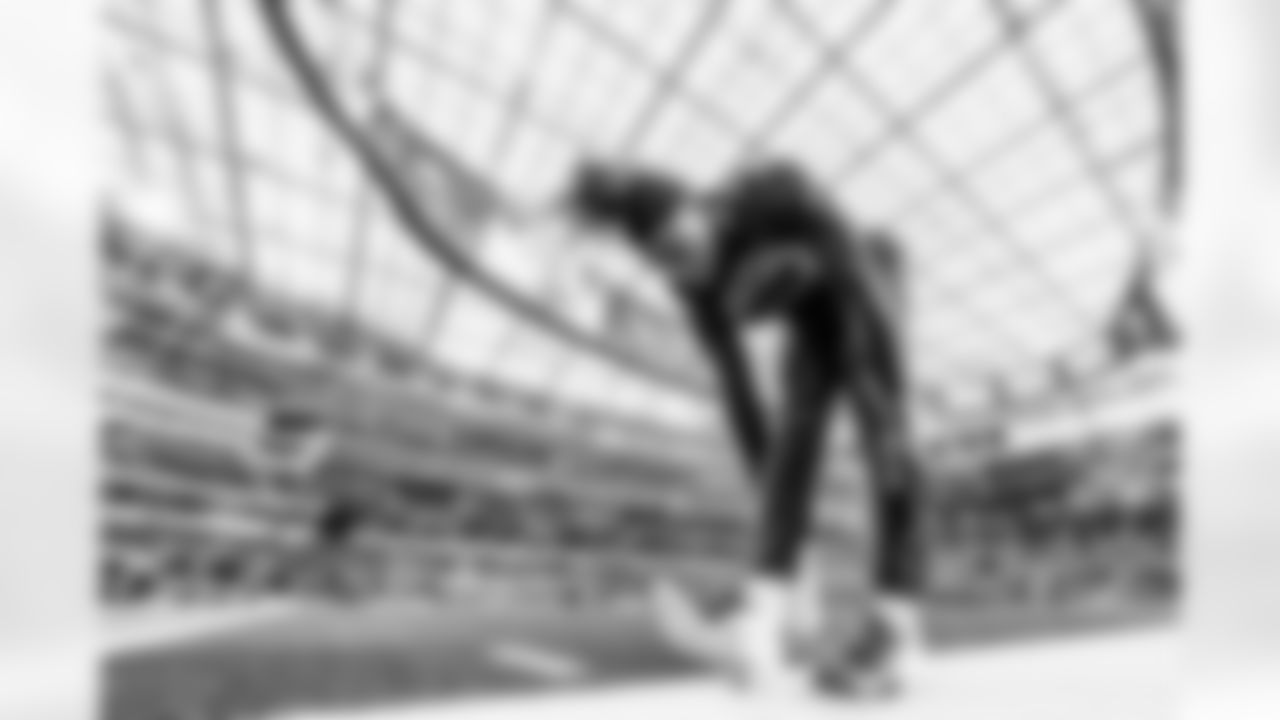 Take a look back at the Chargers Week 10 matchup with the Steelers in monochrome.