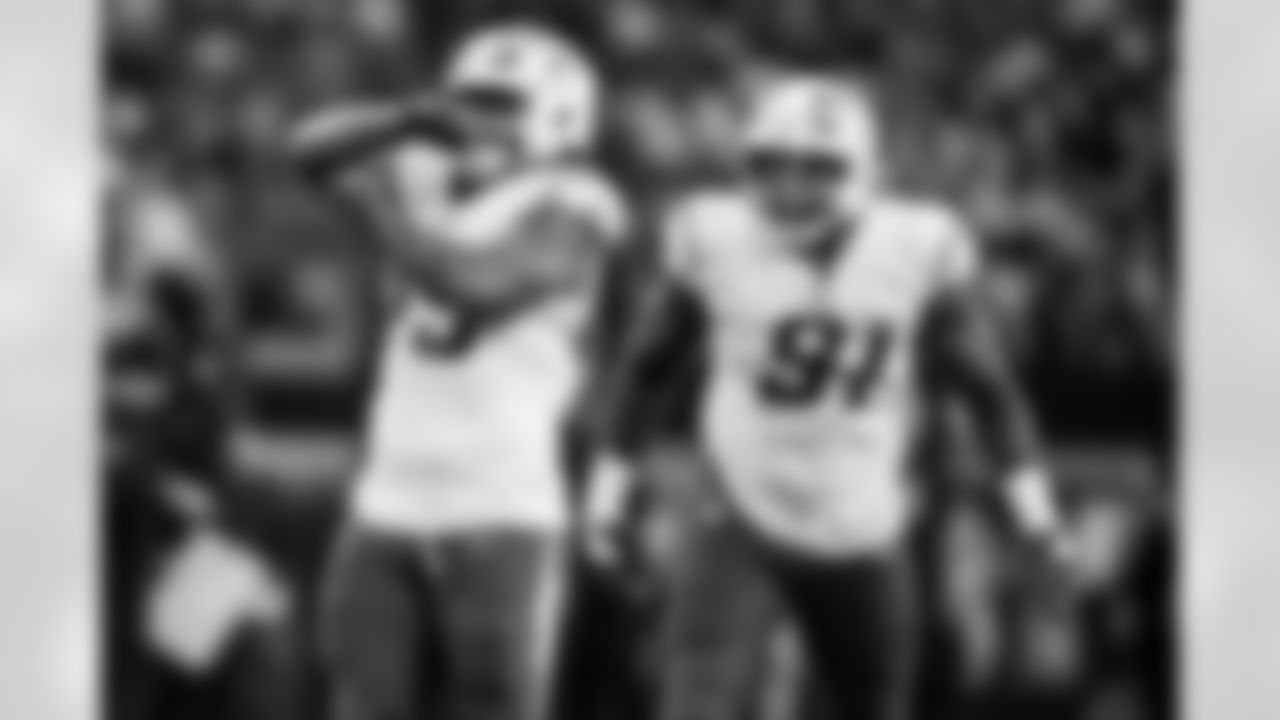 Take a look back at the best photos of Tuli Tuipulotu's 2025 campaign.