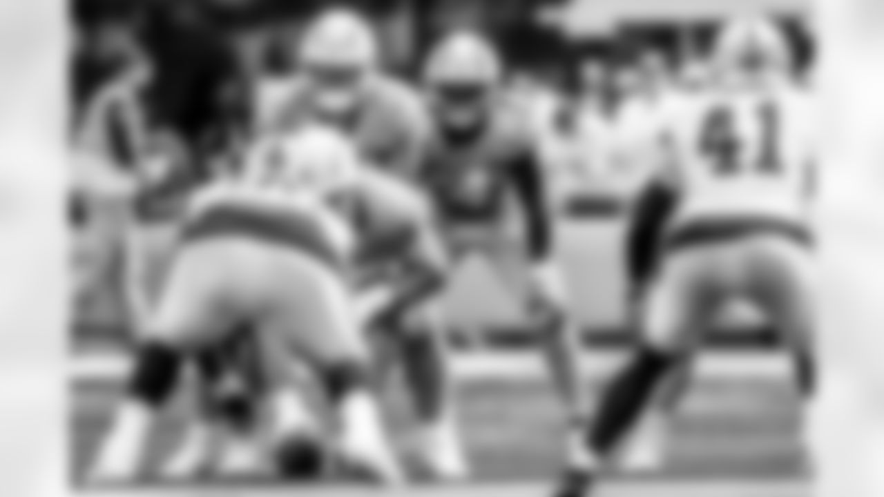 The Los Angeles Chargers play the Las Vegas Raiders on Sunday, September 8, 2024 at SoFi Stadium in Inglewood, CA.
[FINAL SCORE: LAC 22 - LV 10]