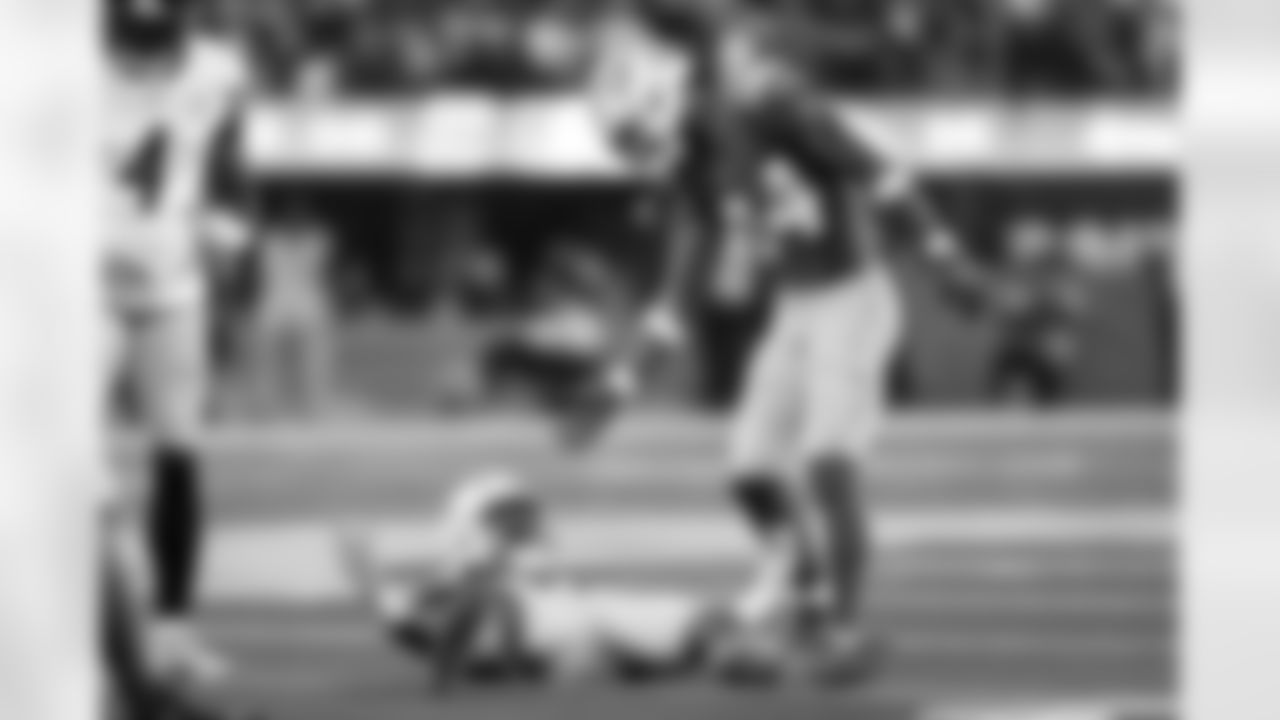 S Derwin James Jr. (3) and CB Benjamin St-Juste (24)