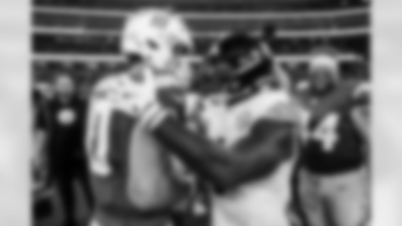 Check out the best shots from the Chargers Week 10 matchup against the Steelers!