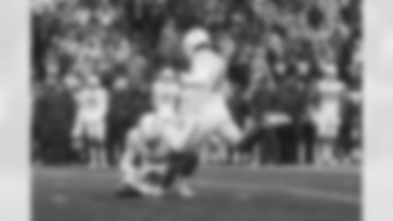 The Los Angeles Chargers play the New England Patriots on Sunday, December 3, 2023 at Gillette Stadium in Foxborough, MA.
[FINAL SCORE: LAC 6 - NE 0]