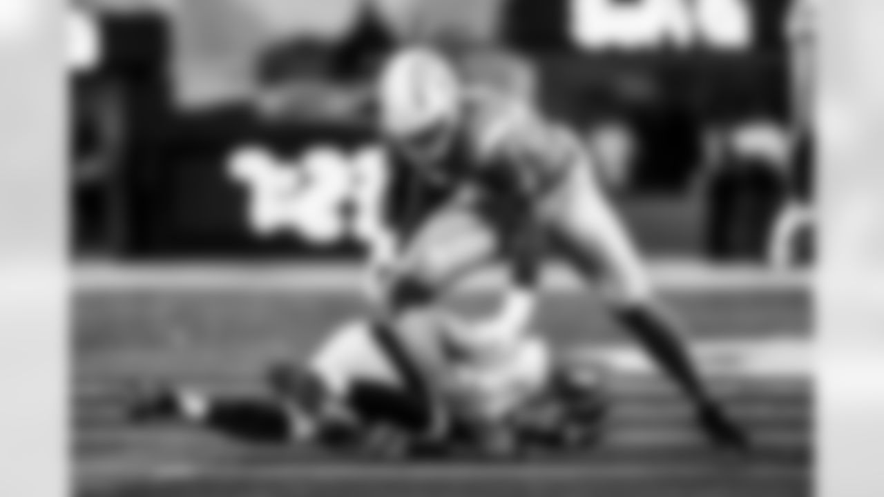 Take a look back at the Chargers Week 10 matchup with the Steelers in monochrome.