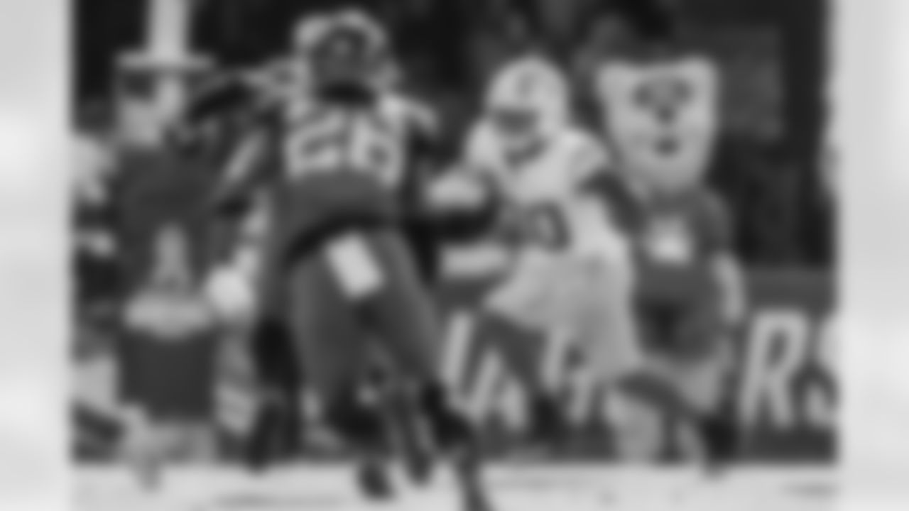 Take a look back at the best photos of the offense's 2025 campaign