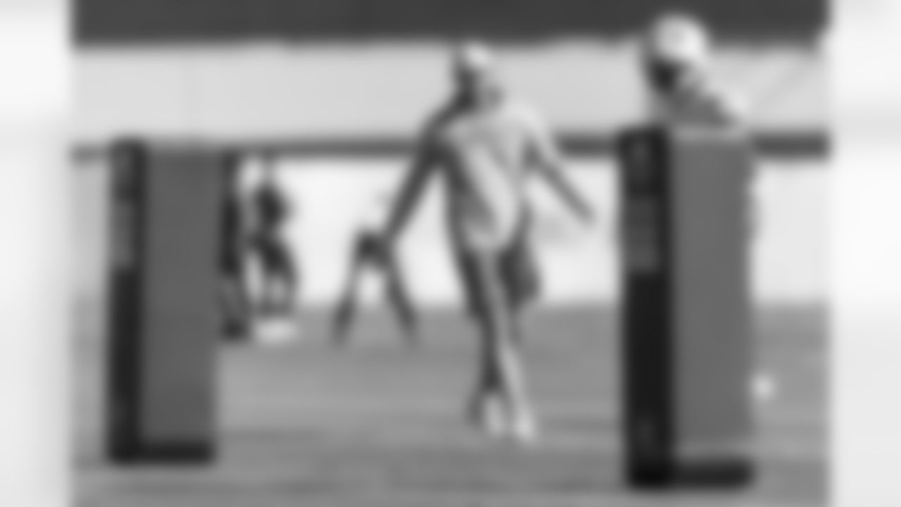 The Chargers confirmed they have interviewed Chris O'Leary for their Defensive Coordinator position.