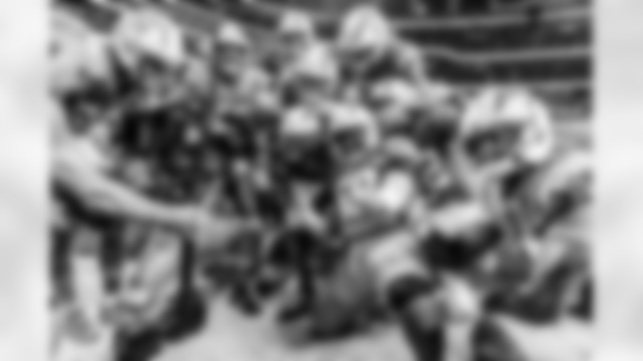 Take a look back at the Chargers Week 10 matchup with the Steelers in monochrome.