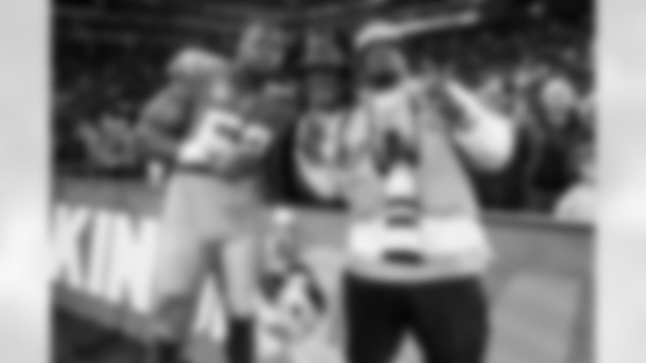 OLB Khalil Mack (52)