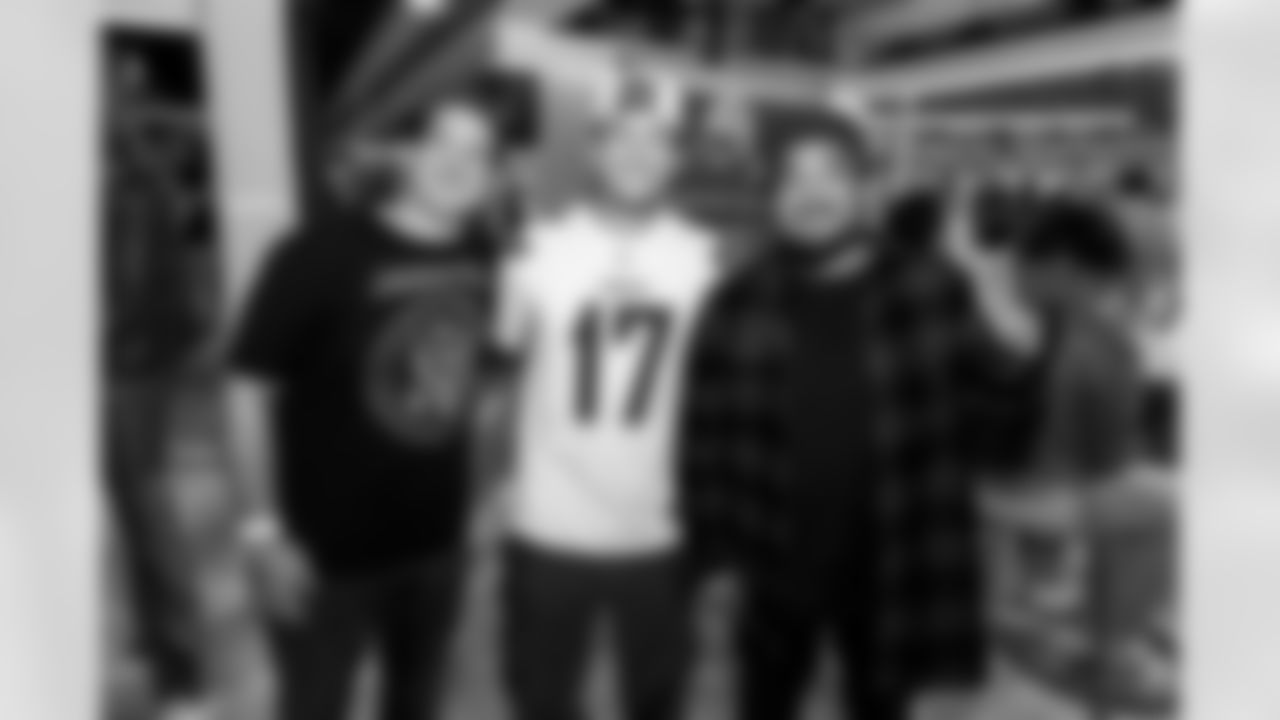 Check out who came to watch the Chargers take on the Pittsburgh Steelers at SoFi Stadium!