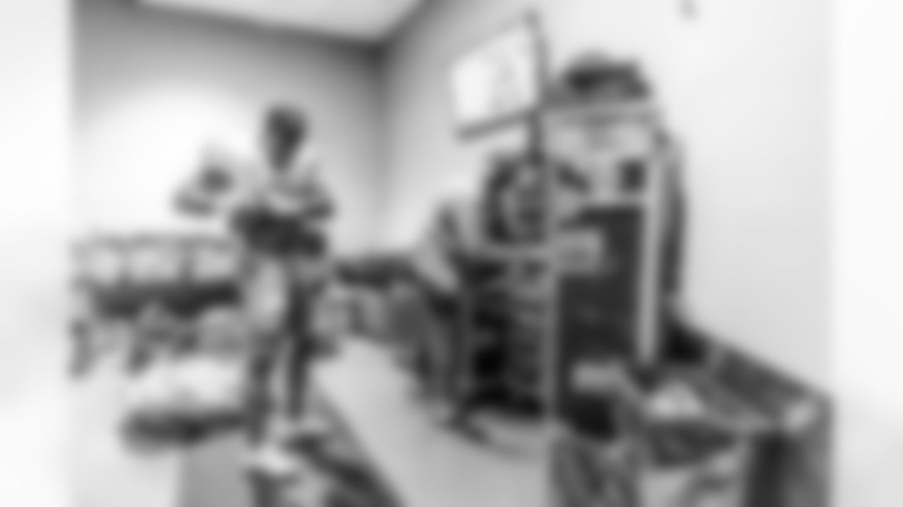 Take a look back at the Chargers Week 11 matchup with the Jaguars in monochrome.